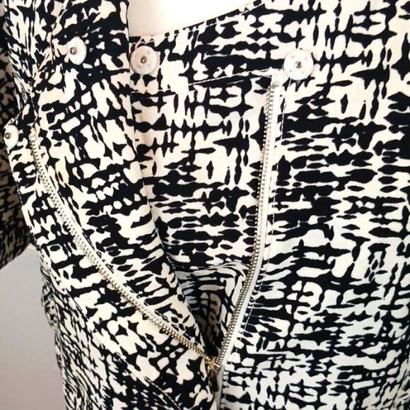 Kenneth Cole Reaction black/white abstract print 3/4 sleeve cropped jacket 12 - Picture 4 of 9